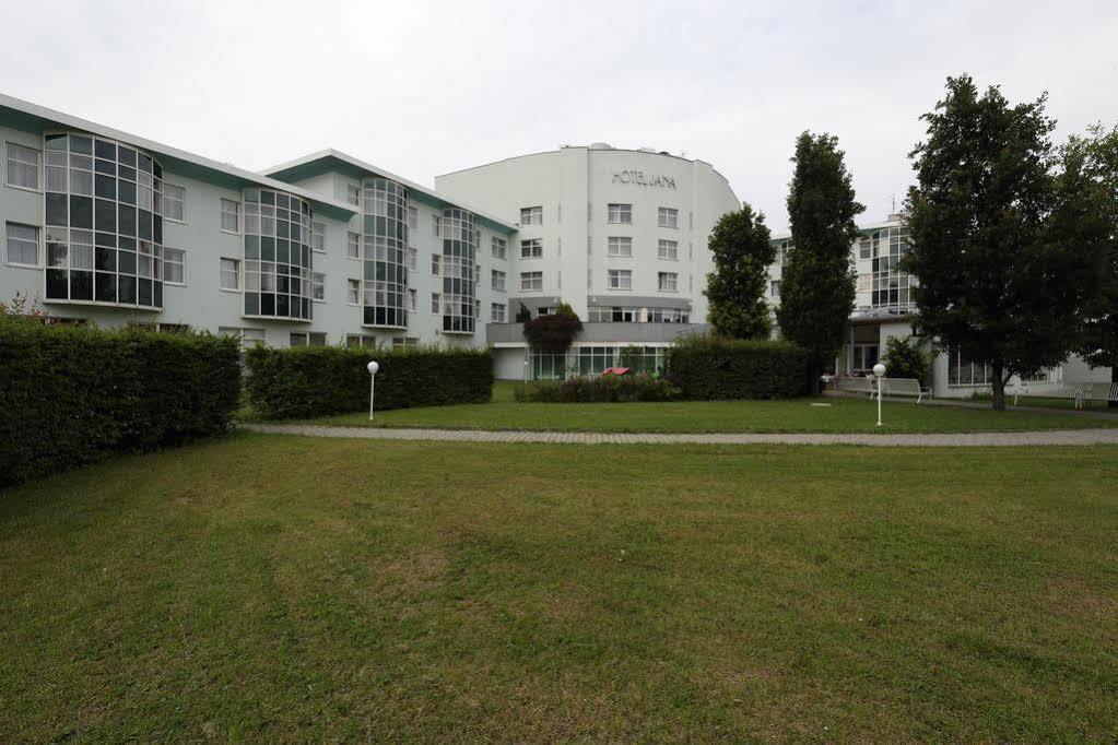 Hotel Jana Přerov Exterior foto