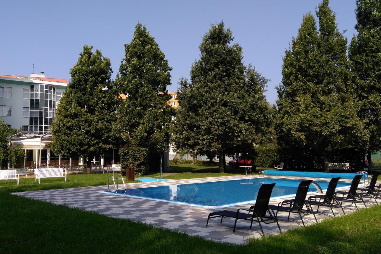 Hotel Jana Přerov Exterior foto